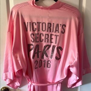 Limited Edition Paris Victoria's Secret Fashion Show Satin Robe 2016 runway
